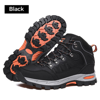 High, lightweight and non-slip hiking boots